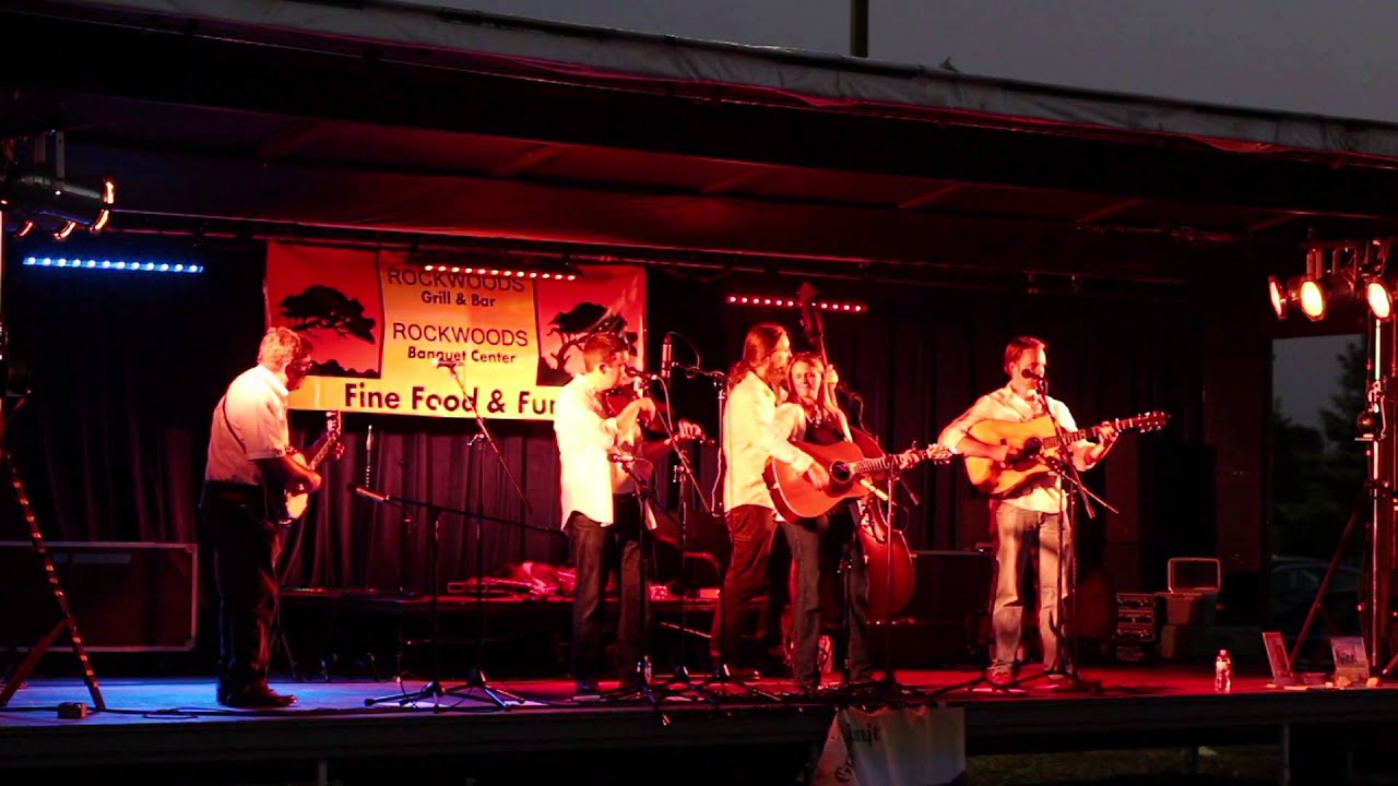 No Grass Limit - Cherokee Shuffle  --- Performed LIVE at ROCKWOODS BAR & GRILL