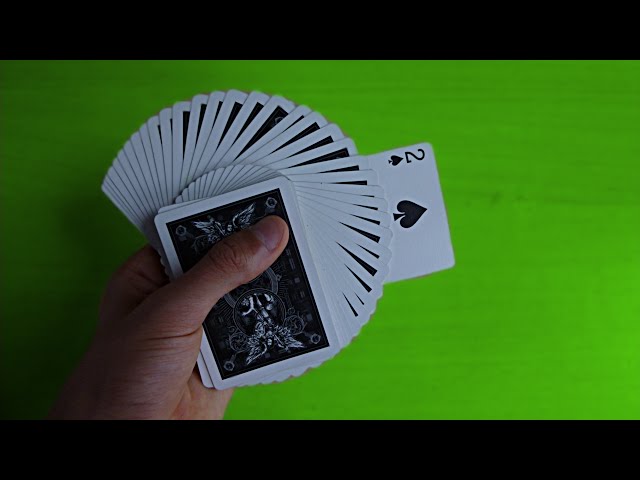 Jeux de cartes - Tour de magie avec des cartes avec explication
