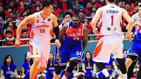 Jason Maxiel Chases Chinese Player after Elbowed | CBA Fight - DayDayNews