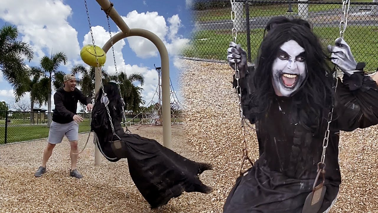 A Day in the Park with Monster 🧟‍♀️🎈