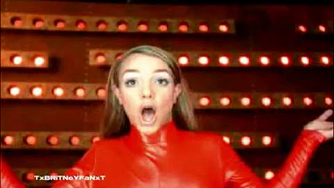 Britney Spears - Oops (Oh My) [Tweet]