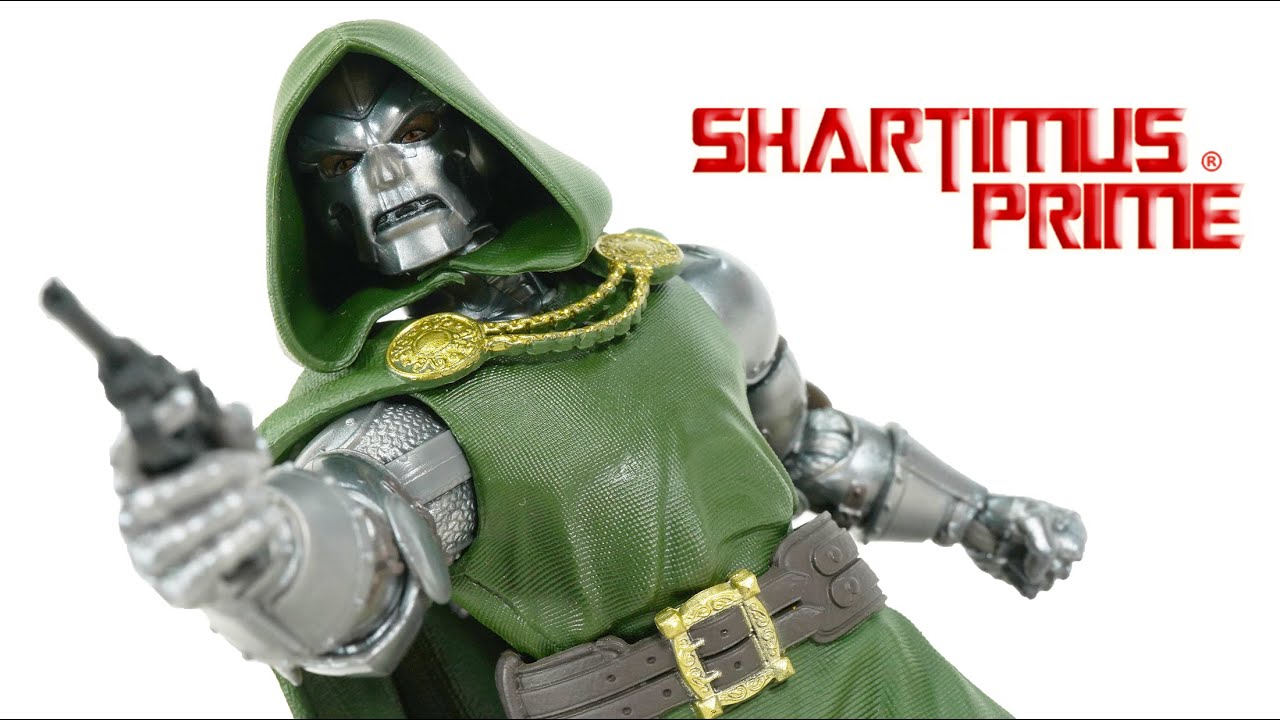 Marvel Legends Fantastic Four 6-inch Doctor Doom ~ TEMPORARILY OUT OF STOCK 