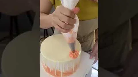 cách trang trí bánh kem đẹp mà đơn giản cho người mới tập làm bánh