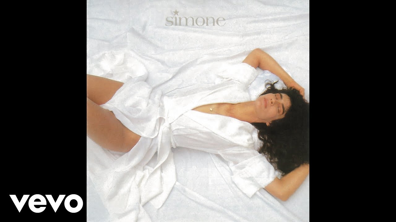 Watch Simone - Luíza (Áudio Oficial) on YouTube Watch Simone - Luíza (Áudio Oficial) on YouTube