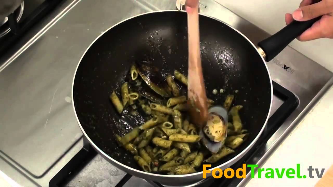 เพนเน่เพสโต้หอยแมลงภู่ Penne Pesto with mussel