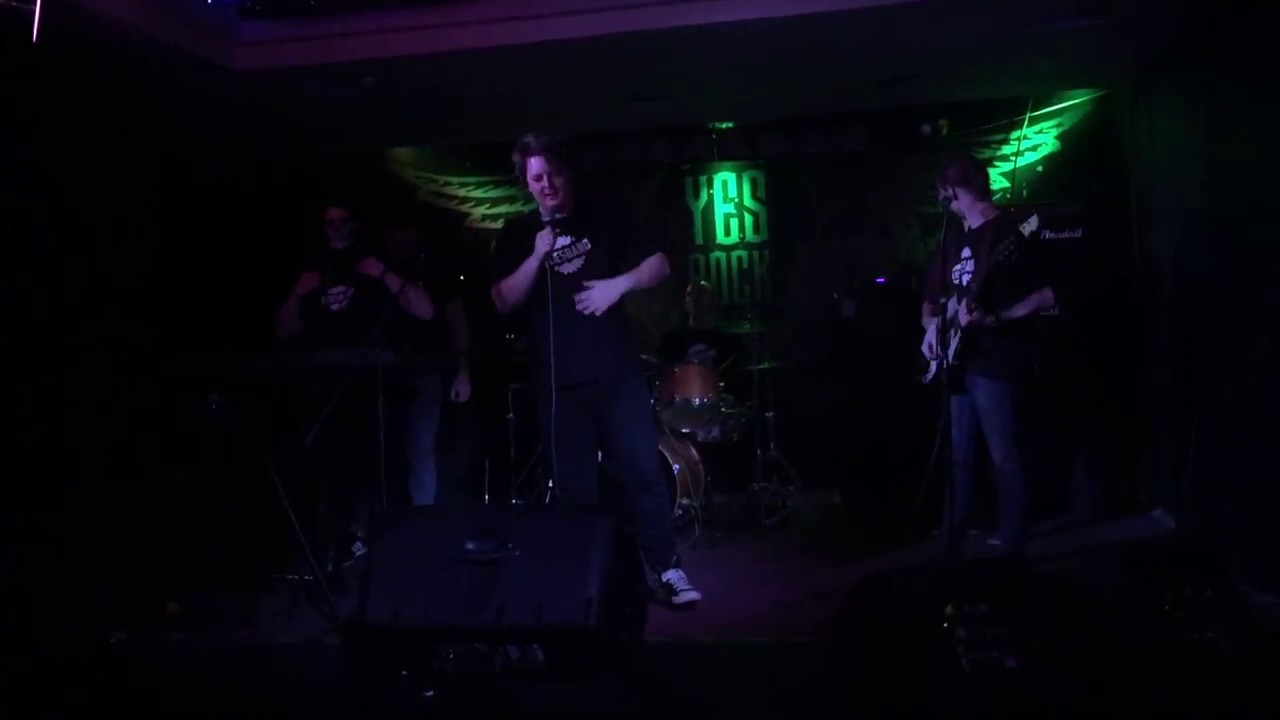 Fliesband - Revolt (live)