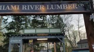 Mystic Timbers Queue Line