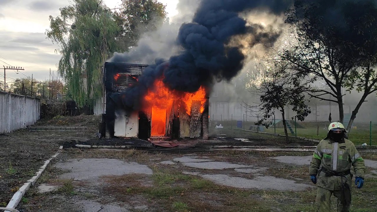 Пожарная подстанция. Пожар трансформатора на подстанции Чагино. Пожар на электроподстанции Чагино. Пожар на электроподстанции Чагино взрыв. Авария на подстанции.