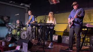 Lewendahl - Dreaming Tree - Live at 185 King Street