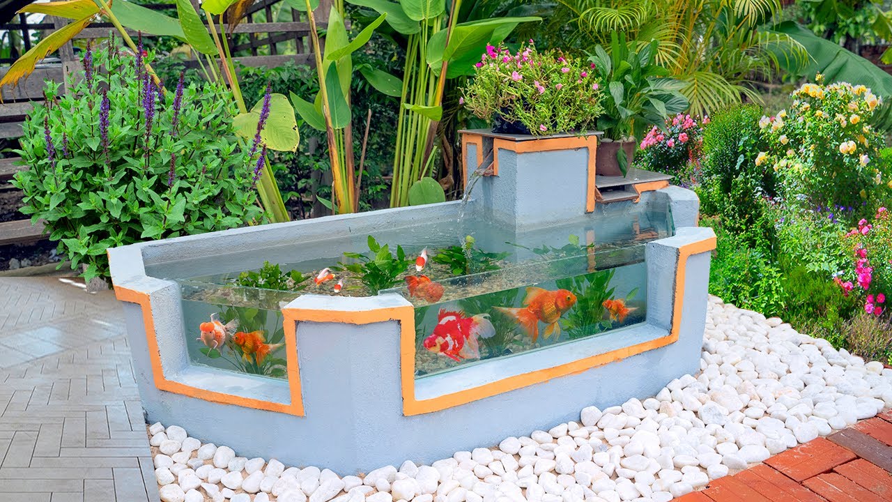 ⁣Creative Designer Outdoor Water Fountain - Outdoor Aquarium from Cement and Brick
