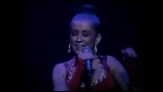 Christina Aguilera - At Last // I Prefer You (Etta James covers) Live at Sunrise, 2003