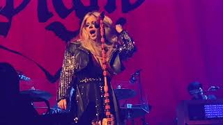 Avril Lavigne What The Hell Live 4K Fargo North Dakota - July 27 2022