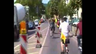 2011-05-28 Anti-Atom-Fahrraddemo aus Darmstadt, Ankunft in Frankfurt am Main, Marsch zum Bahnhof