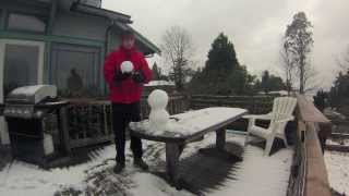 How to build a snowman in 20 seconds