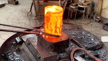 Inside the factory Heavy Industry Magic – Forging Bearing Rings at 1200°C #forging #blacksmith