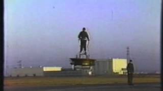 動画 空飛ぶセグウェイ フライング プラットフォーム 1955年のニュース映像 付録部 Blog Bu