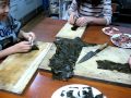 新巻鮭から昆布巻きを作った の動画、YouTube動画。