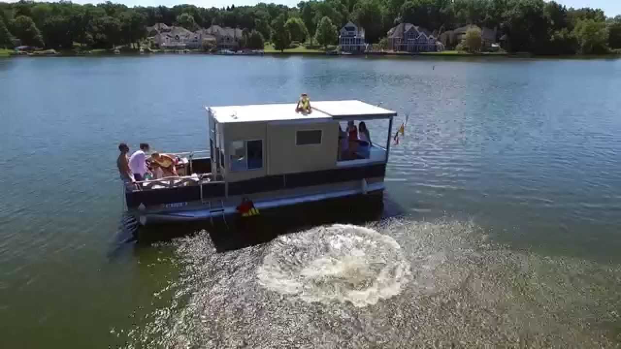 The Portage Lakes. Pontoon Boat/House - Drone Footage 