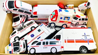 おもちゃの救急車が坂道を緊急走行各車両を紹介☆Toy Ambulances Race Down the Hill! Introducing Each Vehicle☆