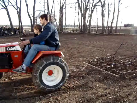 Case Ingersoll 446 Garden Tractor Digging Powered By A 16hp