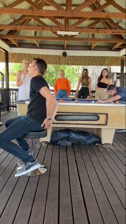 Tag your friend😂😂