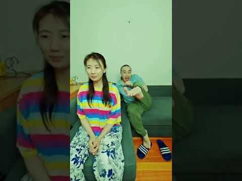 تحدي خلع الملابس