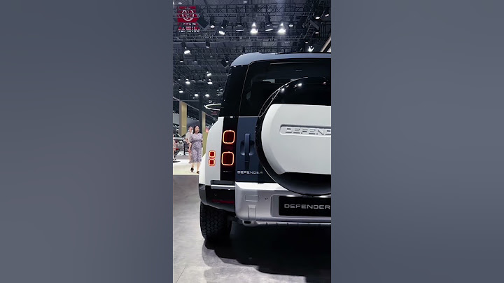 2024 Land Rover Defender 90