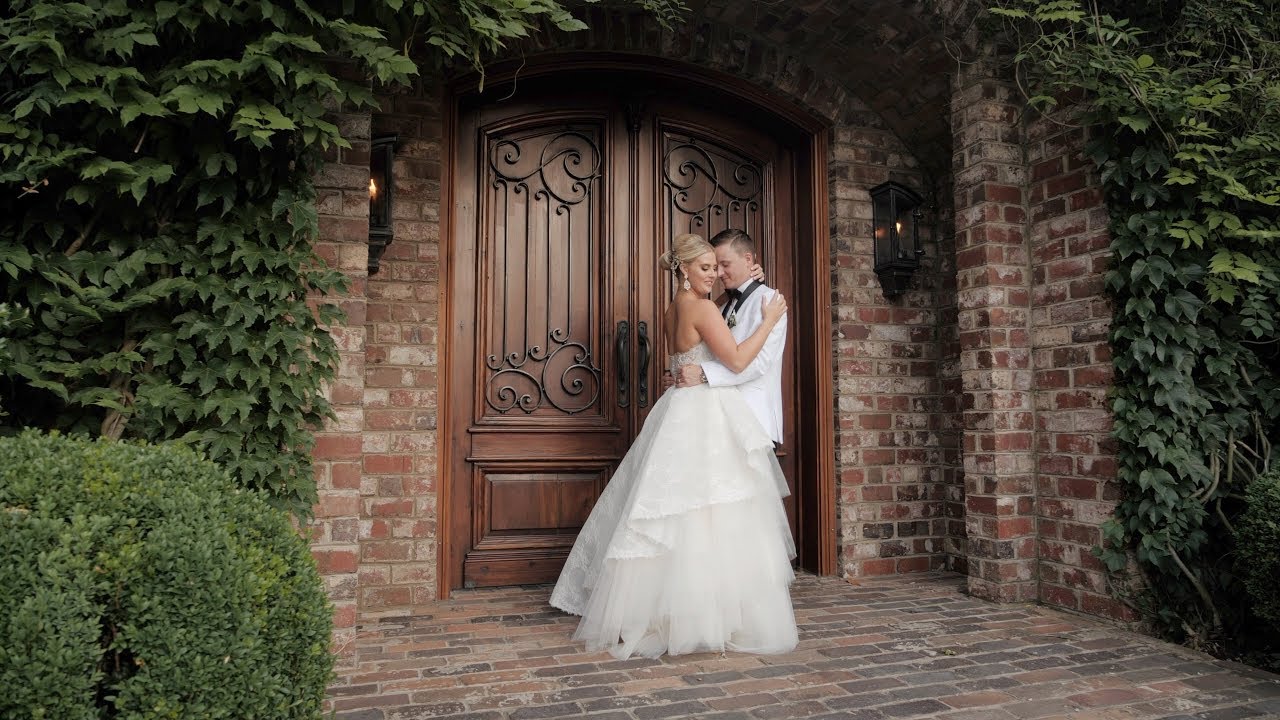 Groom Writes a Poem for His Bride \\ Lexington, Kentucky Wedding