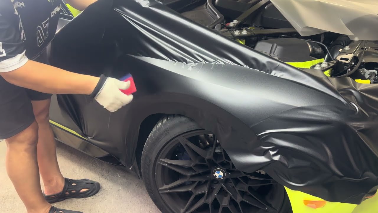 How to wrap a fender guard on BMW M4 Competition ￼with matte black 