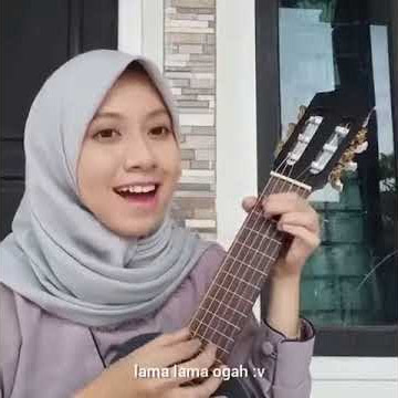 Cewe cantik maen kentrung