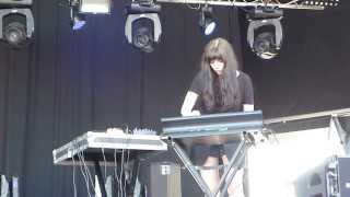 The KVB, live 2of3 &quot;Leaning&quot; Barcelona 29-05-2015, Primavera Sound