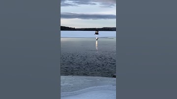 1998 Polaris XLT snowmobile skipping water