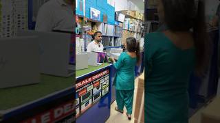 itne saste laptop 😱💻 #smartphone #laptopvspc #bestcomputer #laptop #laptopjadul #bestlaptop