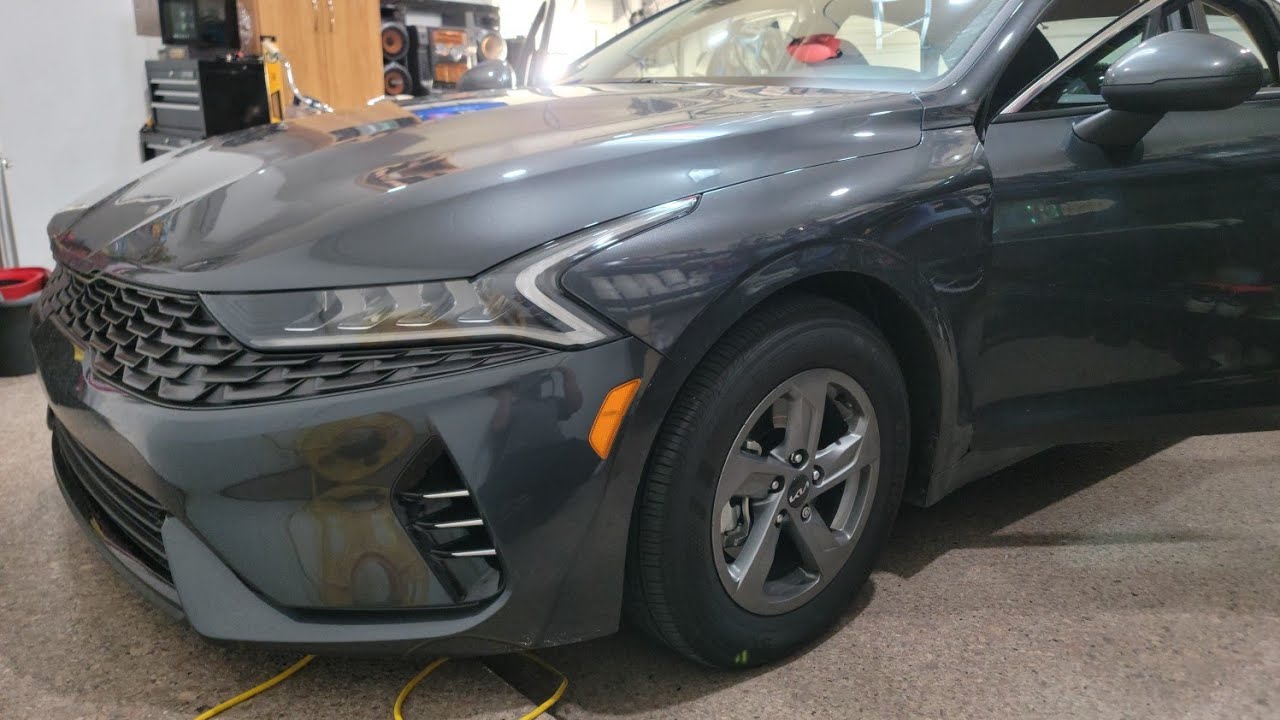 2022 Kia K5 third brake light removal! EASY! - YouTube