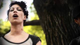 Amanda Palmer / The Dresden Dolls - Bad Habit [LIVE]