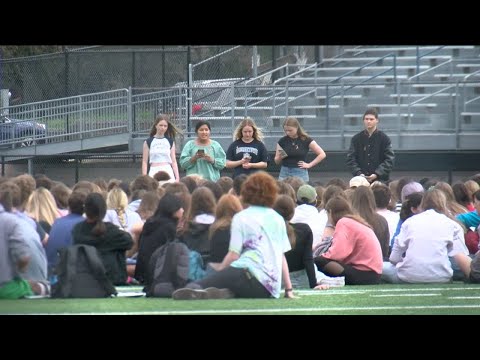 Whitefish Bay High School students stage walkout, demand action following Texas shooting