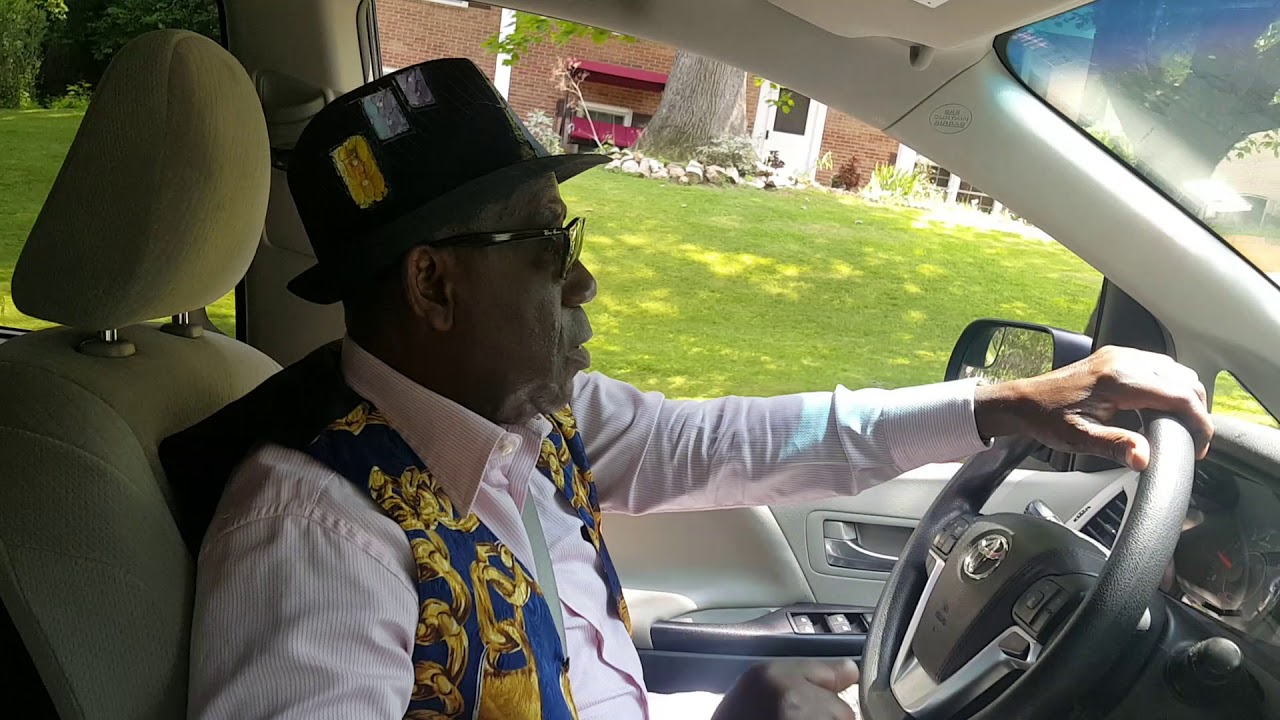 Ekambi Brillant mota muenya