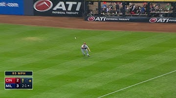 CIN@MIL: Bruce makes an outstanding catch in right
