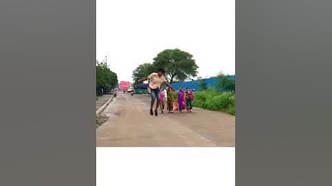 Girl’s reaction 😍 flip’s in public #shorts hyperhook Aashish