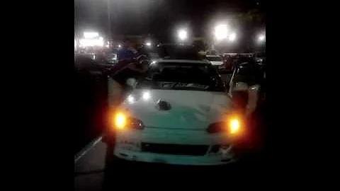 Civic with a BIG ASS TURBO spitting flames