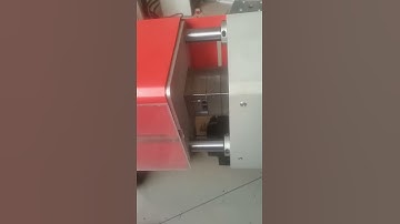 Desktop injection molding machine