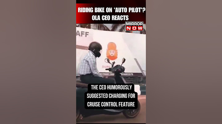 Viral Video | OLA CEO's Unique Reaction To Man Driving Scooter On 'Auto Pilot' #shorts