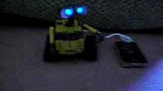 Wall-E's Dance iDance WALL-E