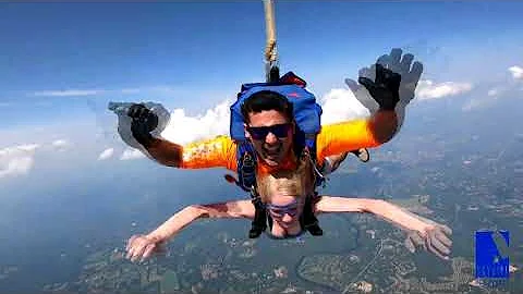 Shannon Parr - Skydive Pepperell - www.skyjump.com