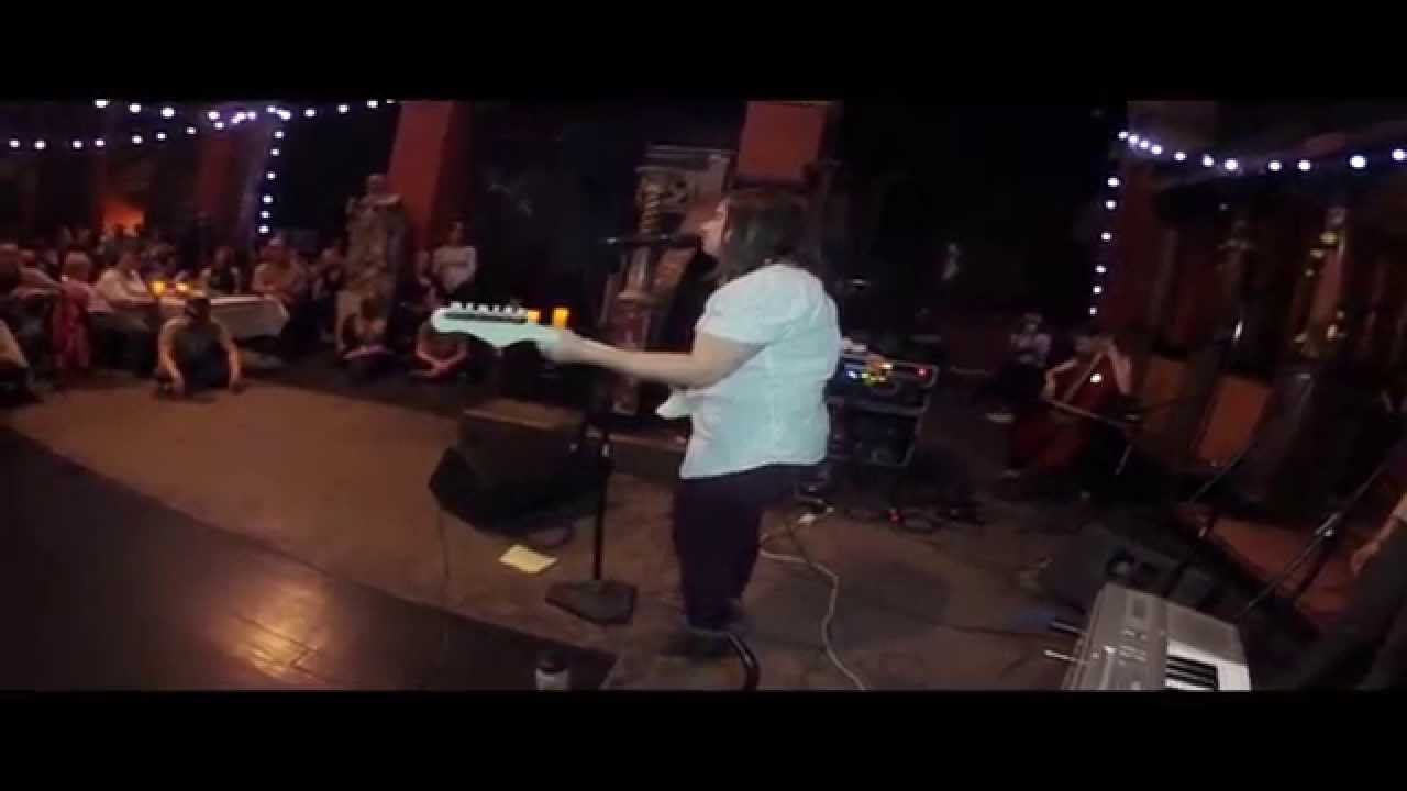 Julia Rainer - When You Wake (live) - YouTube