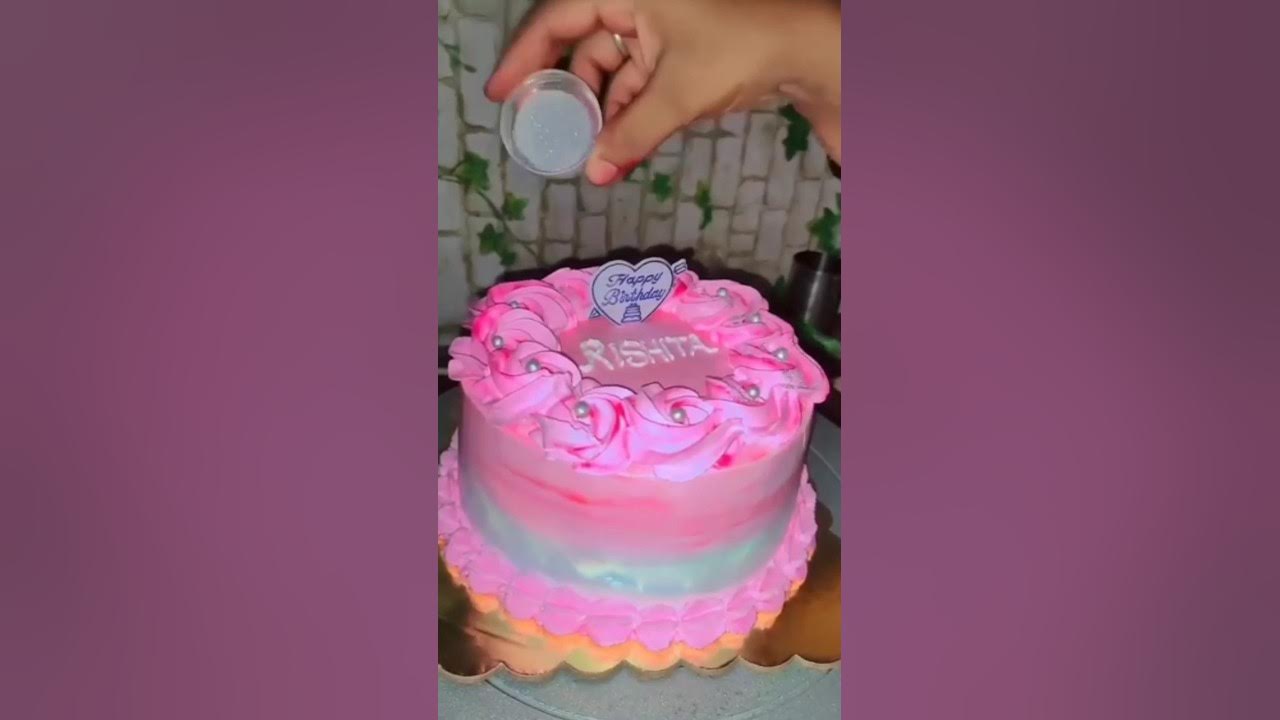 Aaj ka order vanilla cake ka aaya 😋 shorts cakedecorating YouTube