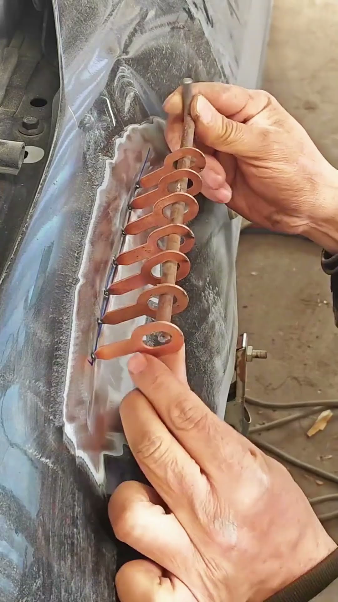Car polishing repair process- Good tools and machinery make work easy