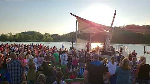 Micah Tyler worship on the water Lake Michigan (Different)