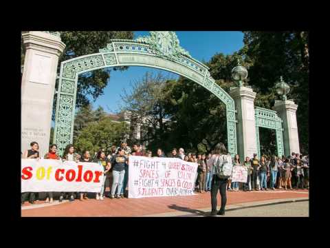 RACIST UC BERKLEY STUDENTS BLOCK WHITE STUDENTS IN PROTEST