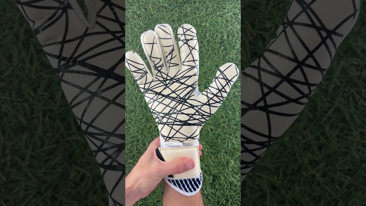 Glove opening: uhlsport FM Premium Edition Ultragrip 